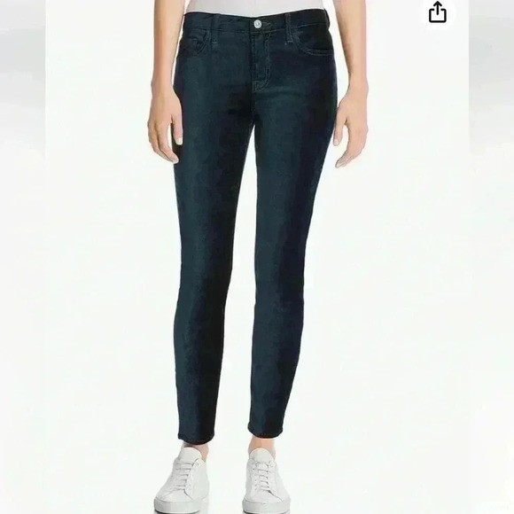 7 For All Mankind Women's Dark Green Velvet Skinny Jeans in Size 28. - Picture 1 of 5